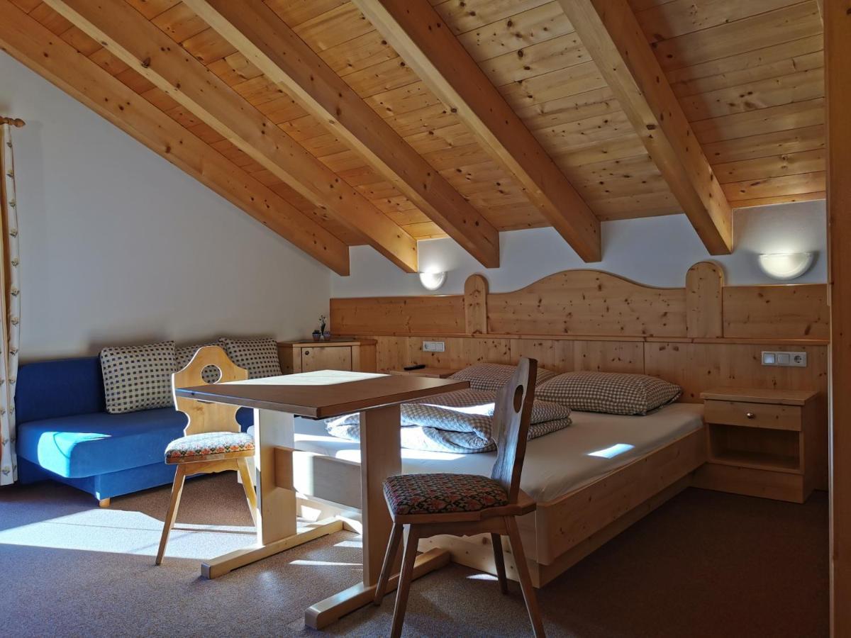 Hotel Garni Schoenblick Sölden Esterno foto