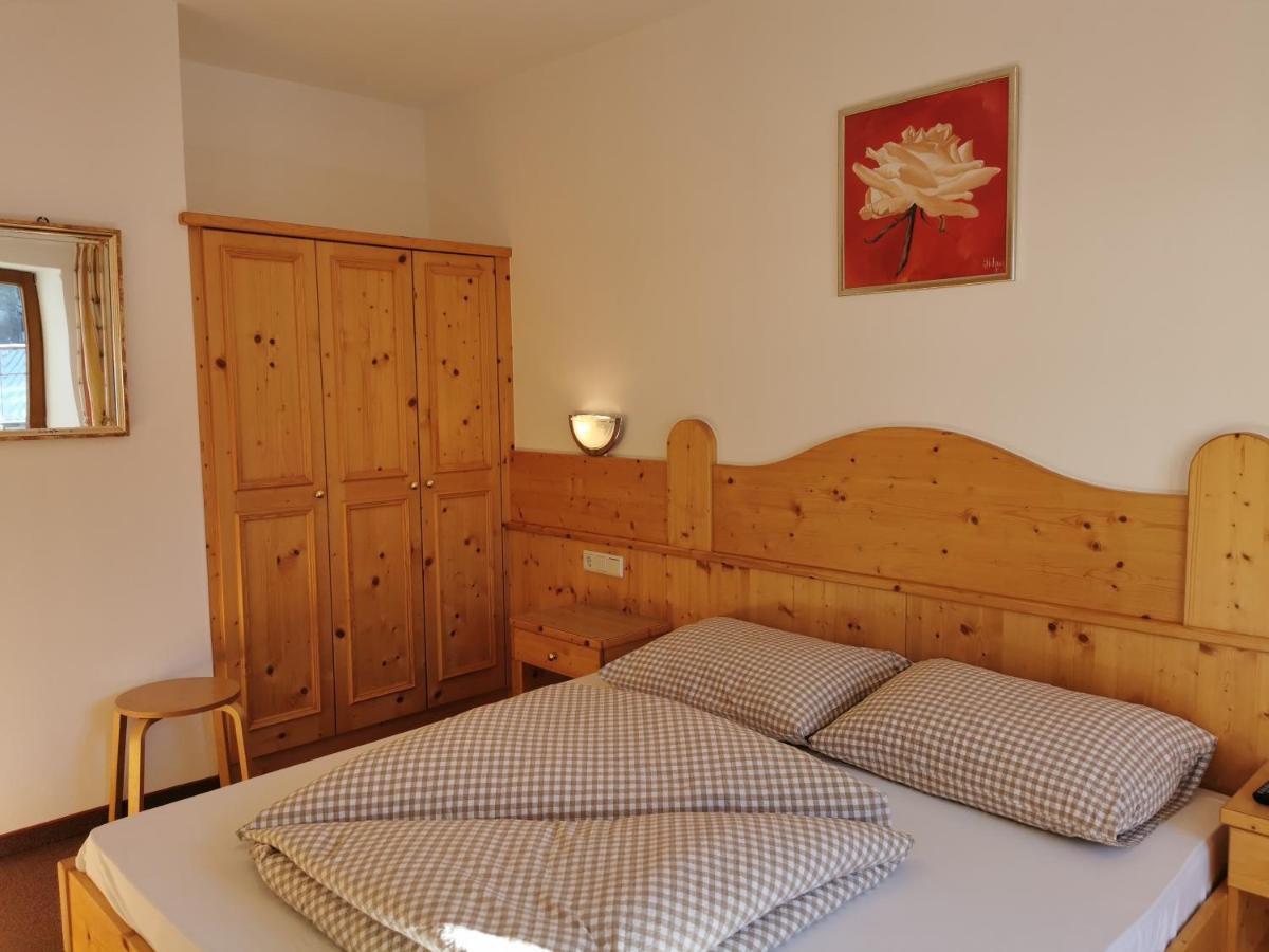 Hotel Garni Schoenblick Sölden Esterno foto