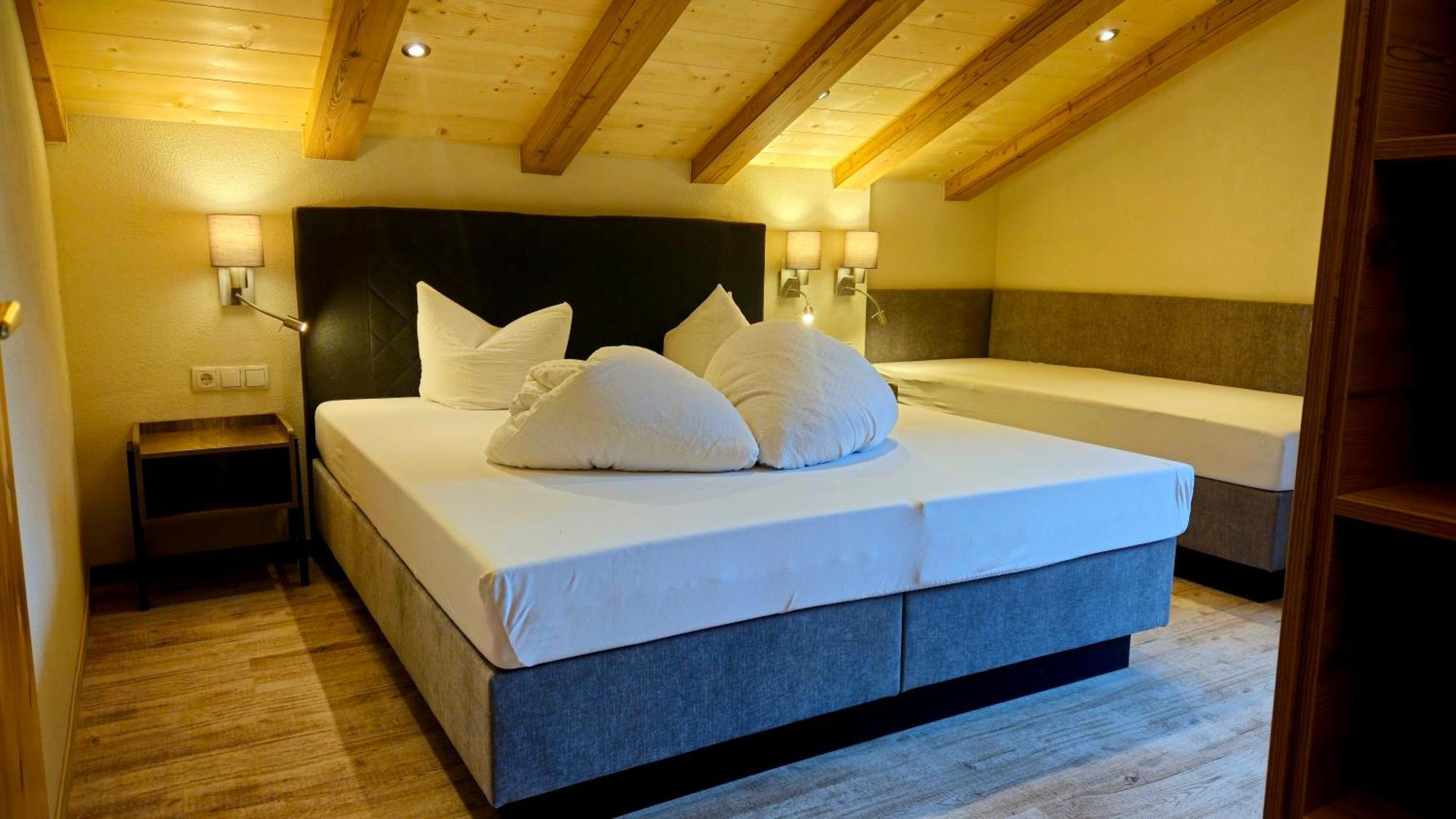 Hotel Garni Schoenblick Sölden Esterno foto